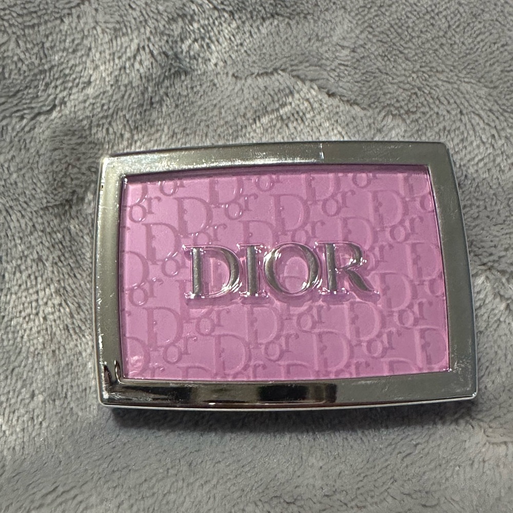 Dior blush 063 Pink Lilac